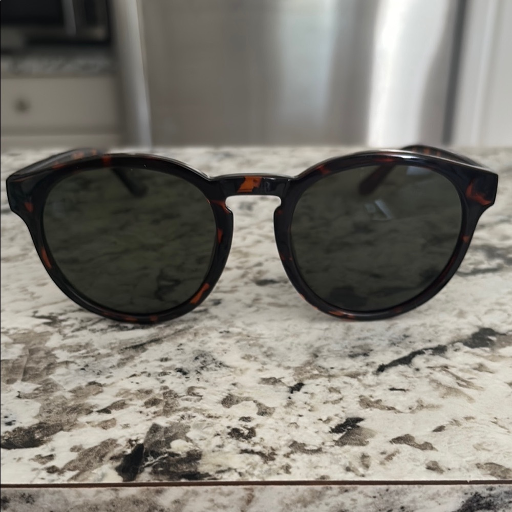 Lucky Brand Tortoise Shell Sunglasses